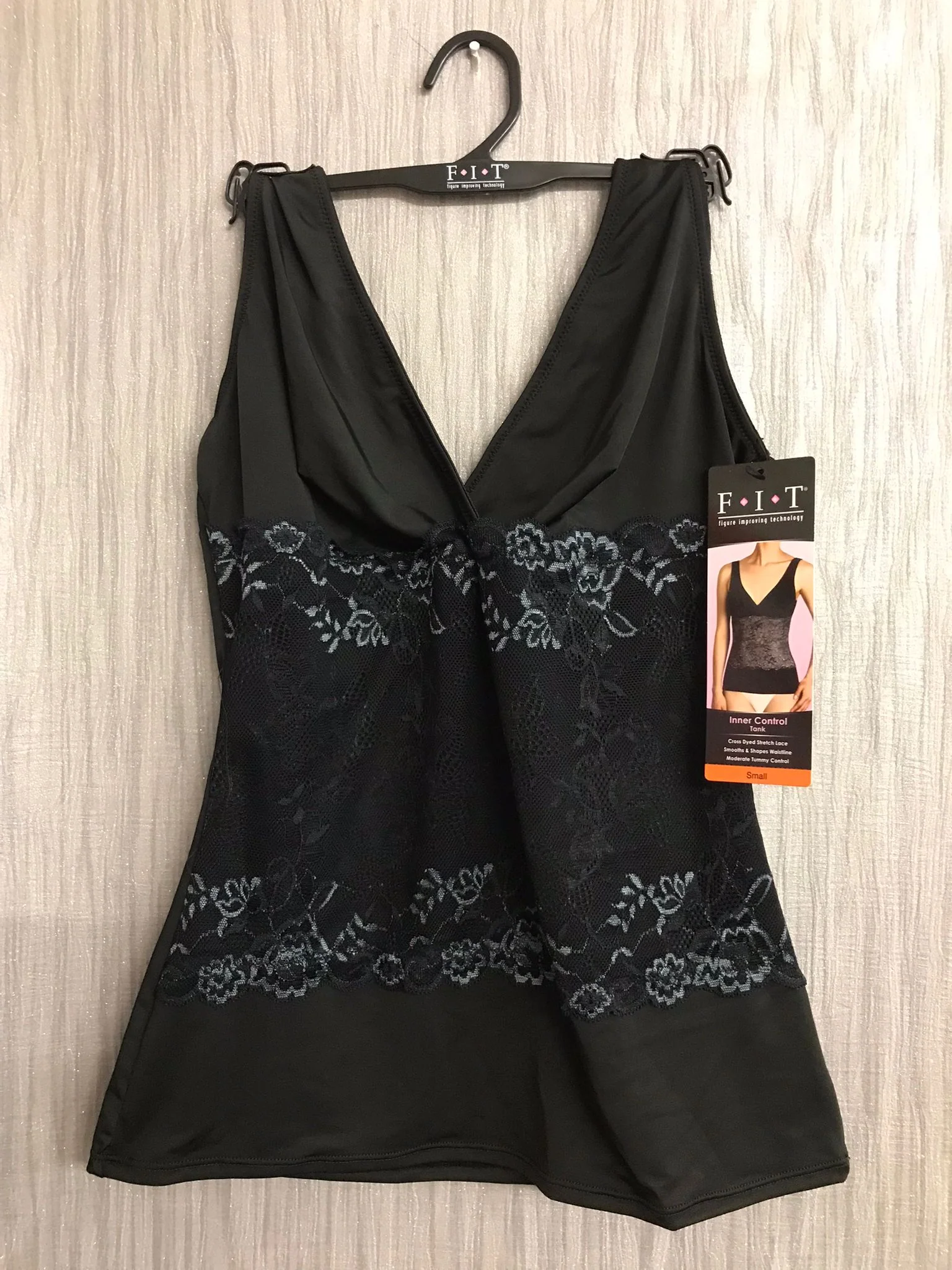 304077-BLK