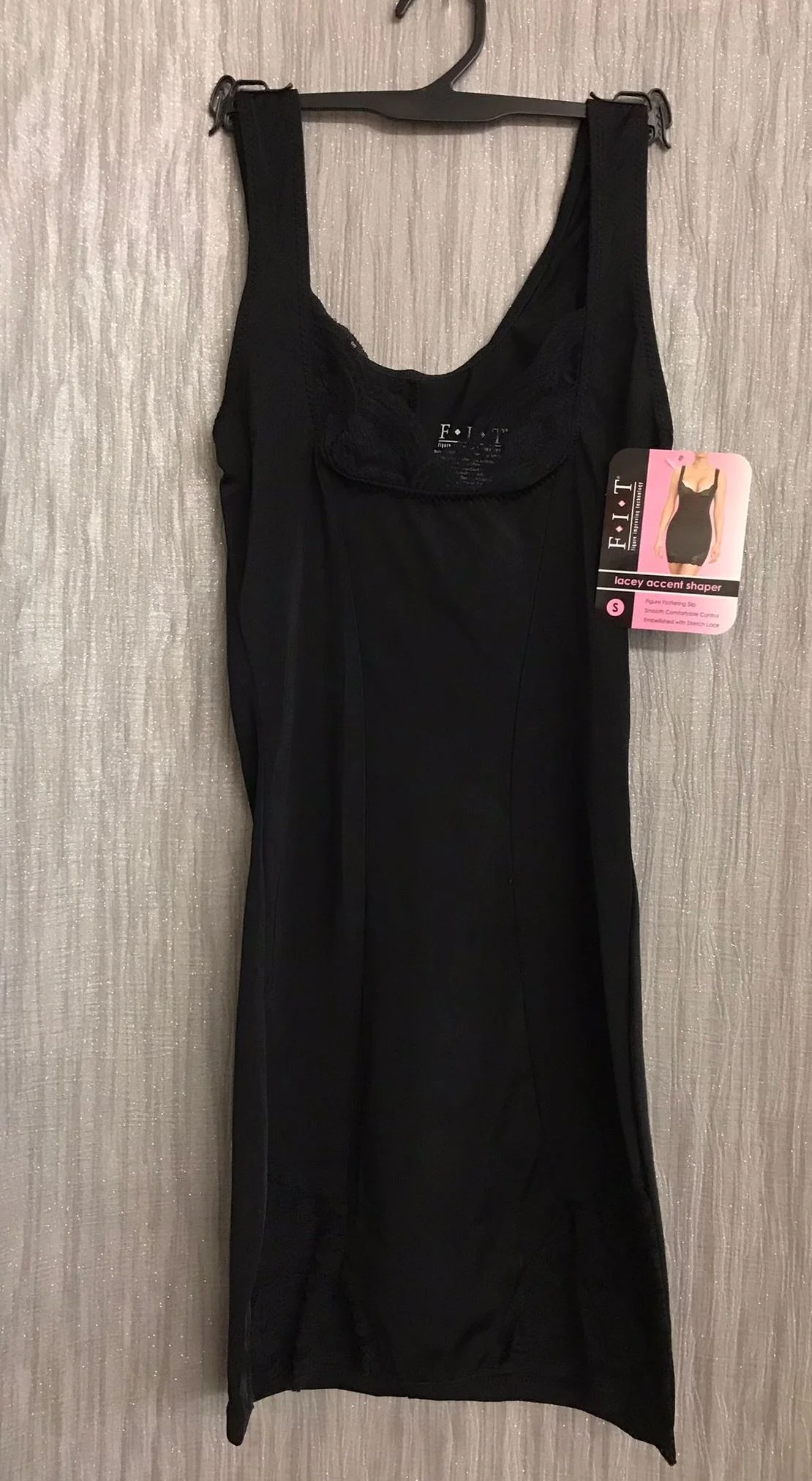 383538-BLK