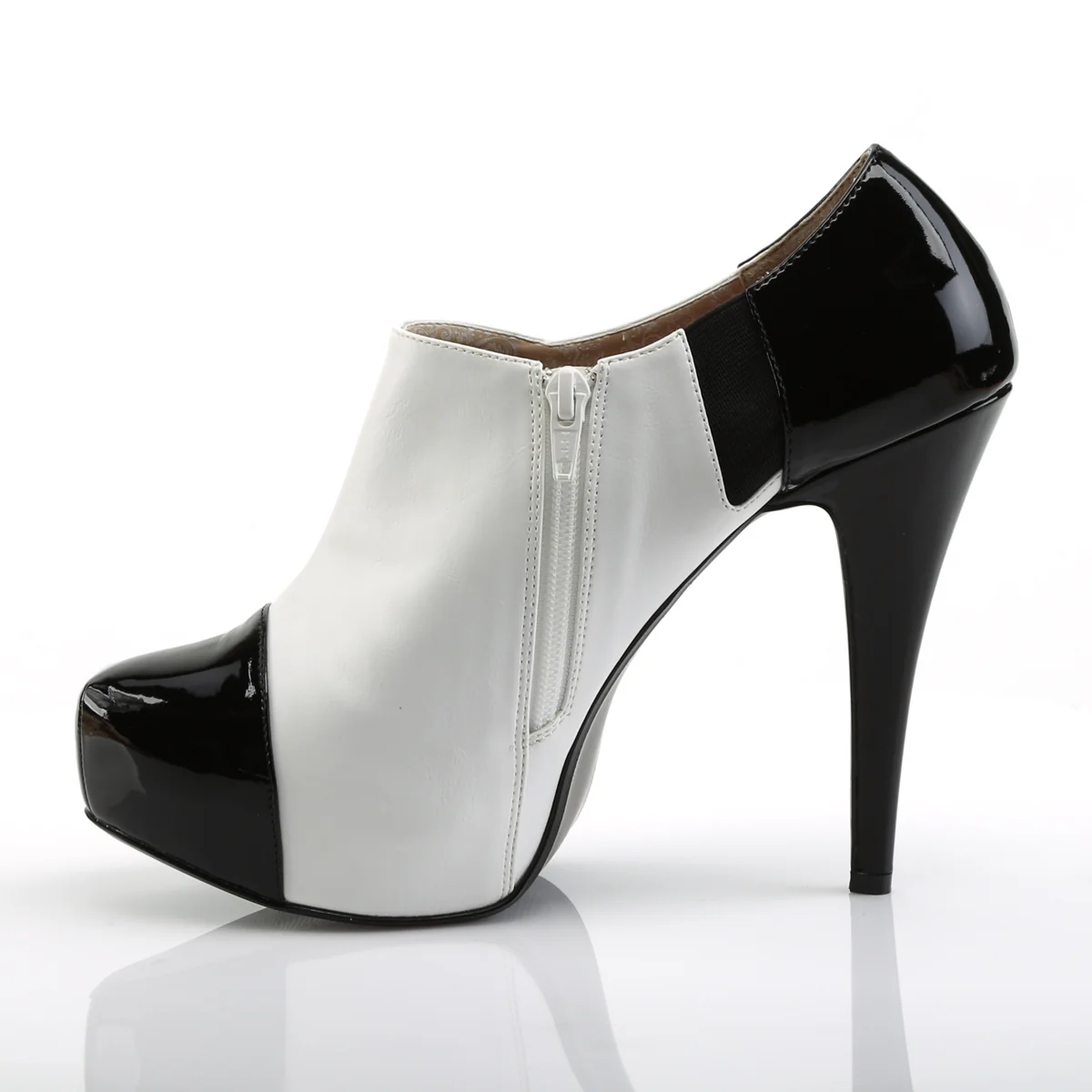 Black White 5.3 Inch Sexy Platform Shoes -  Pleaser Pink Label CHLOE-11 - Image 3