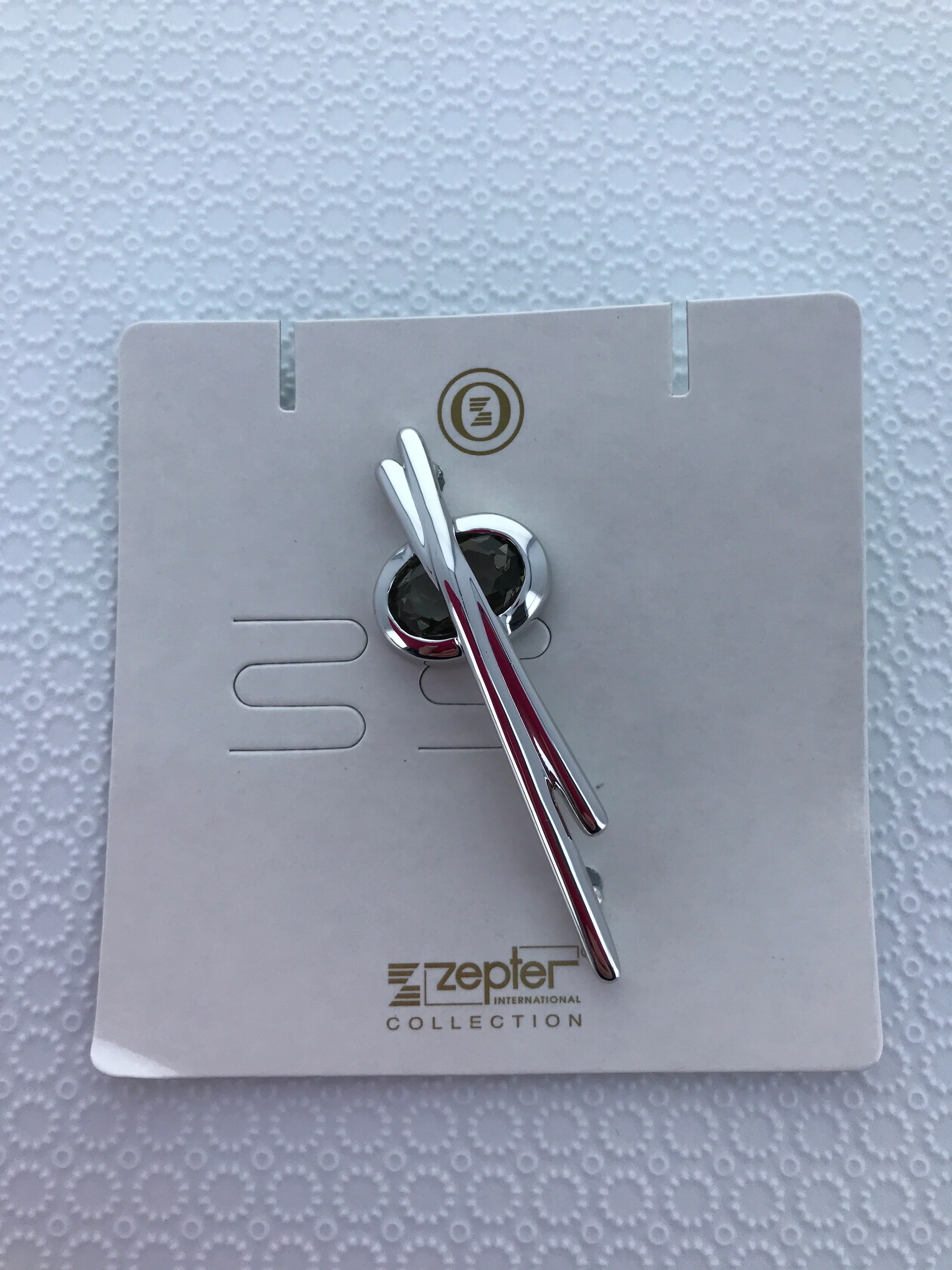 G8939 Jewelry Broach