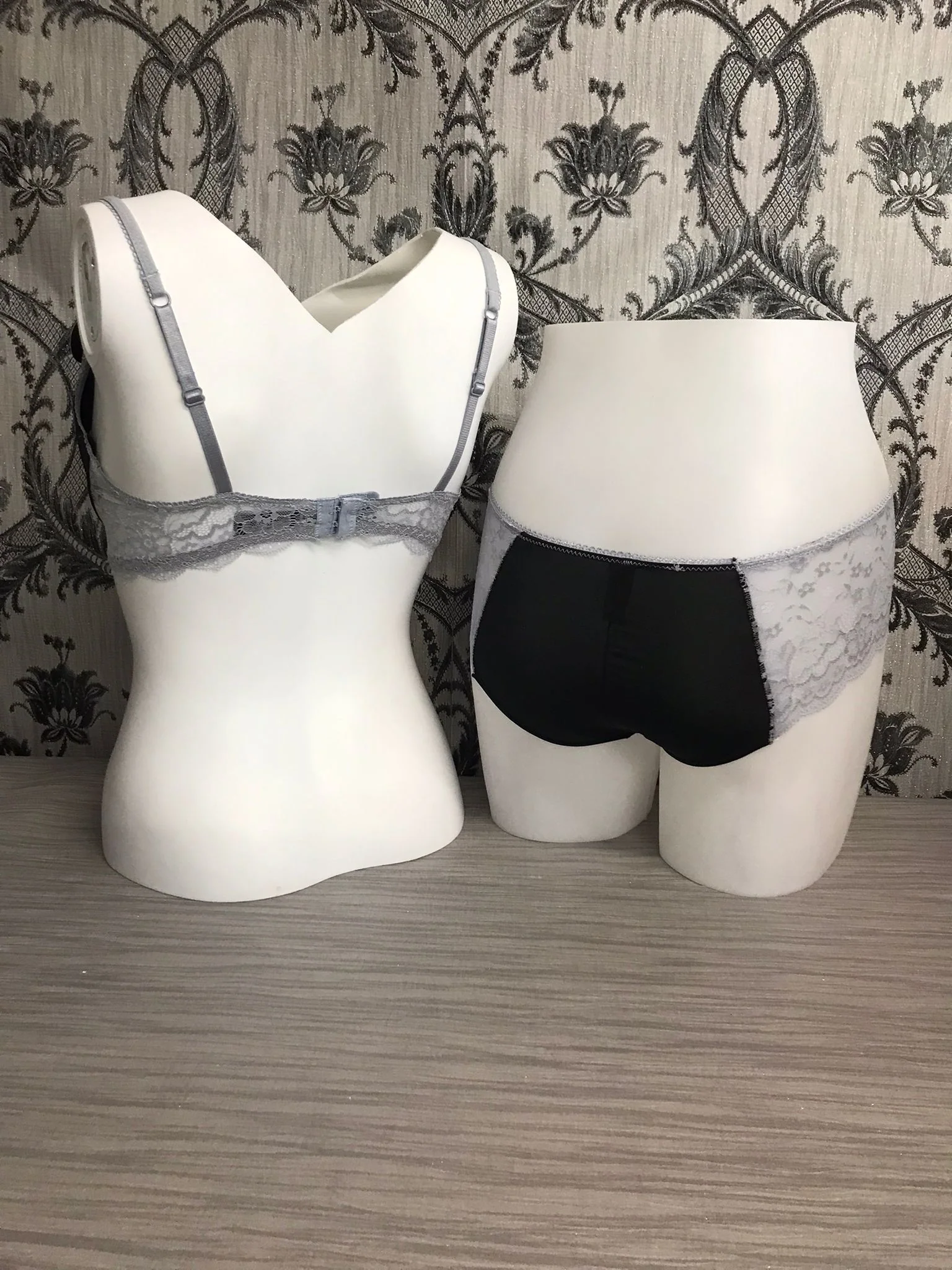 P194863-BLK Modern Contrasts Boyshort - Image 2