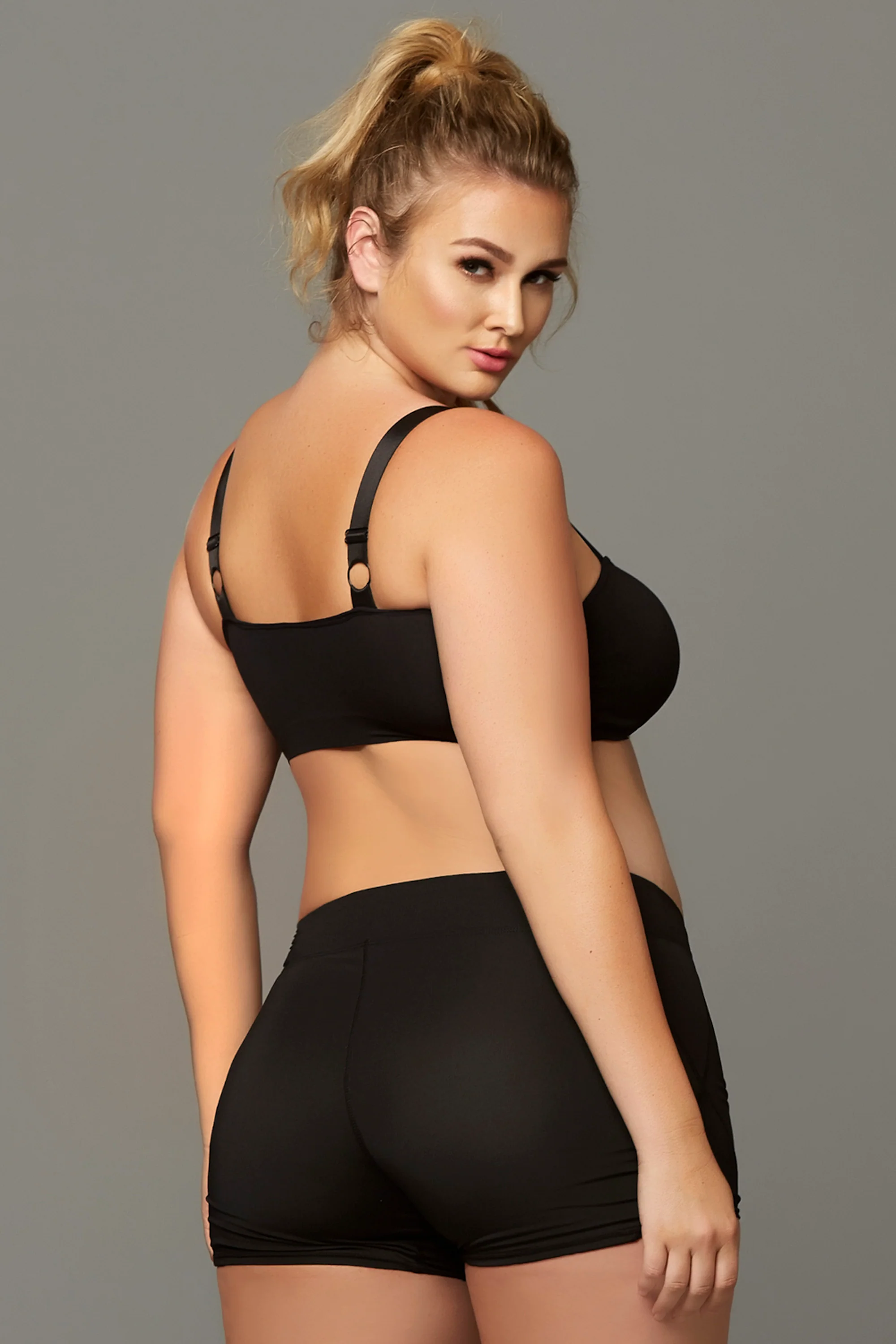 STM30134X Seven Til Midnight Seamless sports bra with bondage details Black - Image 2